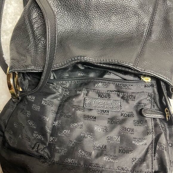 Michael Kors Fulton Black Leather shoulder /Cross Body bag Big Logo MK Medallion - Picture 8 of 10
